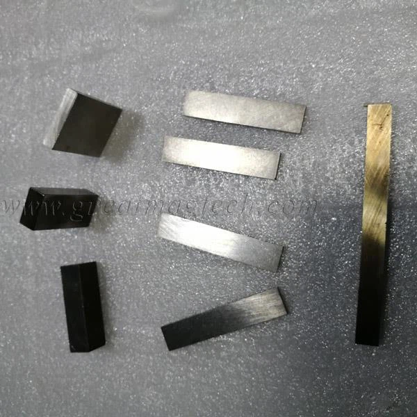 맞춤형 컨트롤러 및 센서 용 AlNiCo 자석 사용